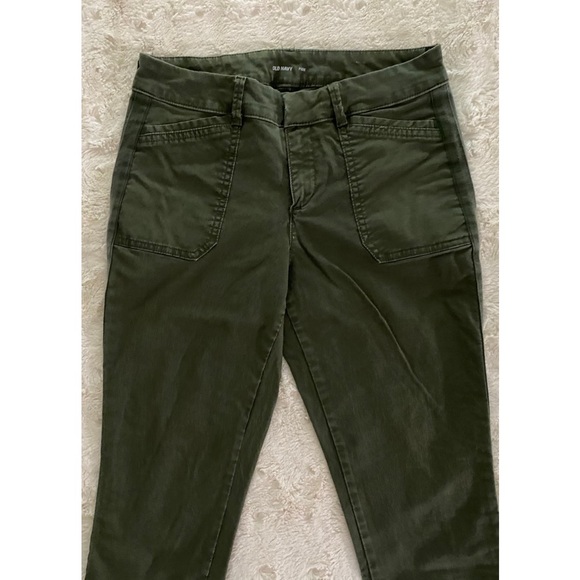 Army Green Old Navy Pixie Pant - Picture 5 of 5